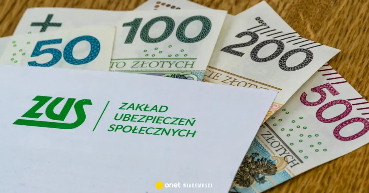ZUS i polskie banknoty: 50, 100, 200, 500 zł. Czy to zapowiedź wcześniejszej emerytury dla nauczycieli?